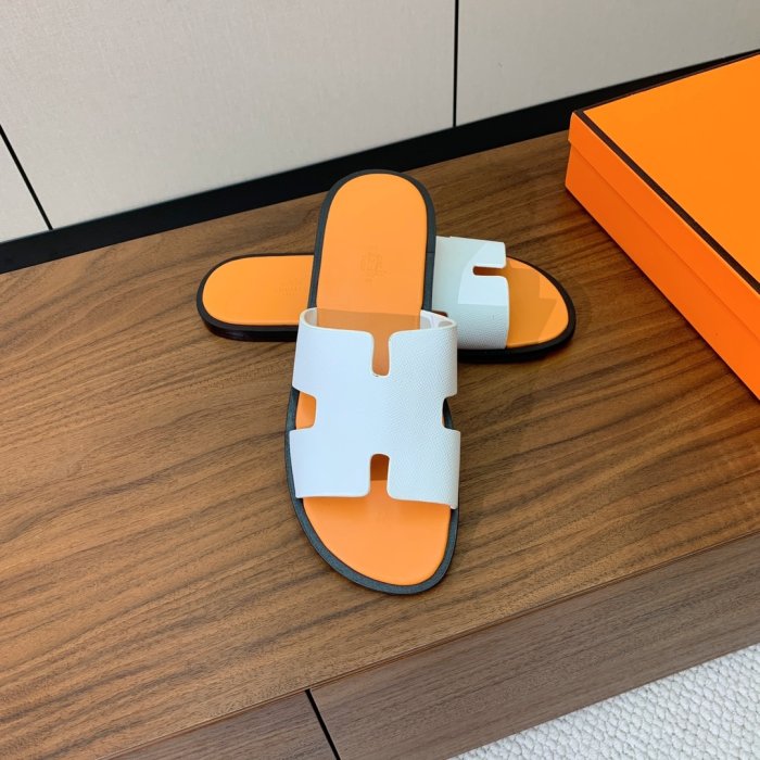 Шлепанцы женские фото 4