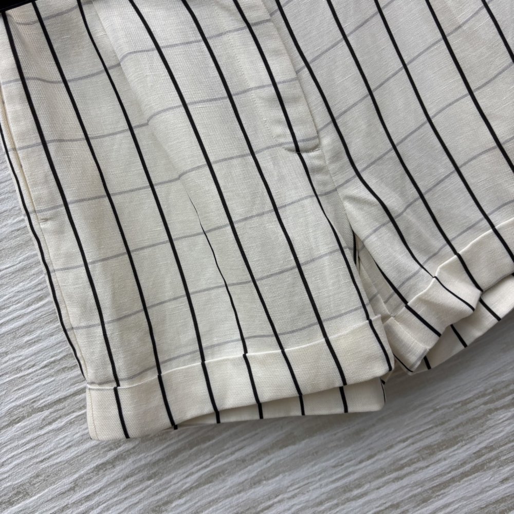 Shorts women's фото 5