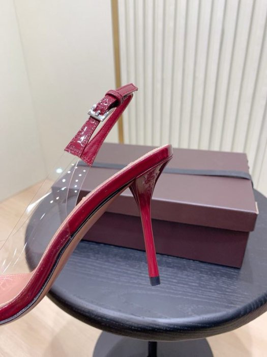 Босоножки фото 4