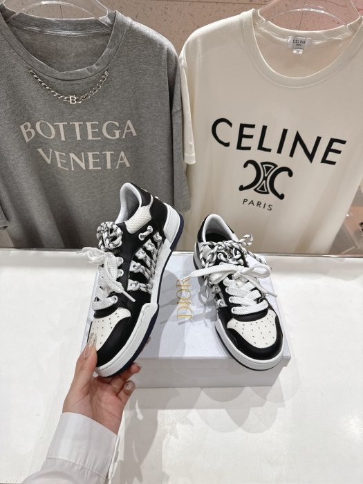 Кроссовки фото 4