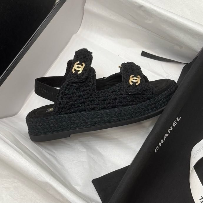 Сандалии женские фото 8