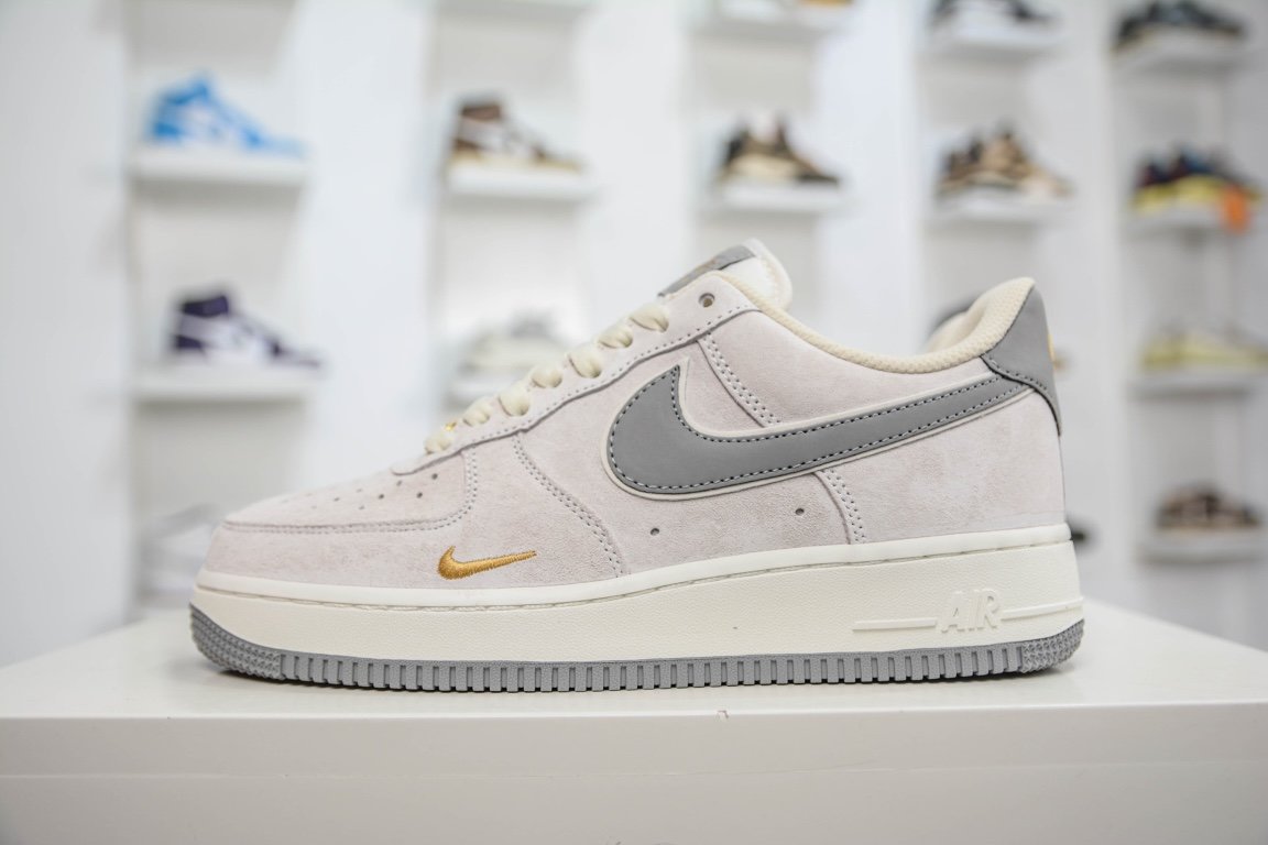 Кросівки AIR FORCE 1 LOW 07 KK5636-610