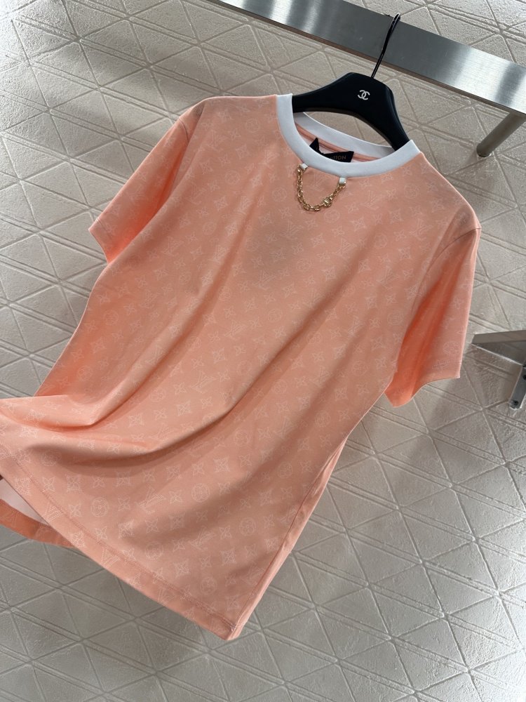 Футболка жіноча фото 6