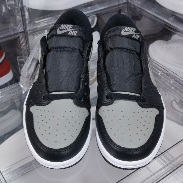 Кросівки Air Jordan 1 Retro Low Black Grey фото 4