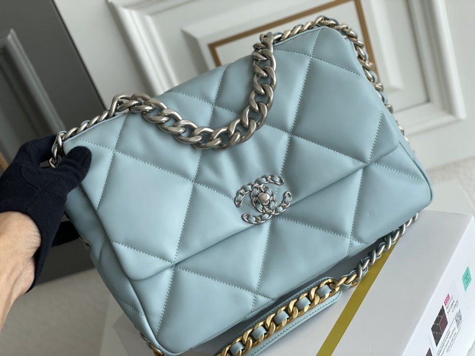 Сумка Chanel C19, светло-голубая, двухцветная фурнитура Series 30 фото 2