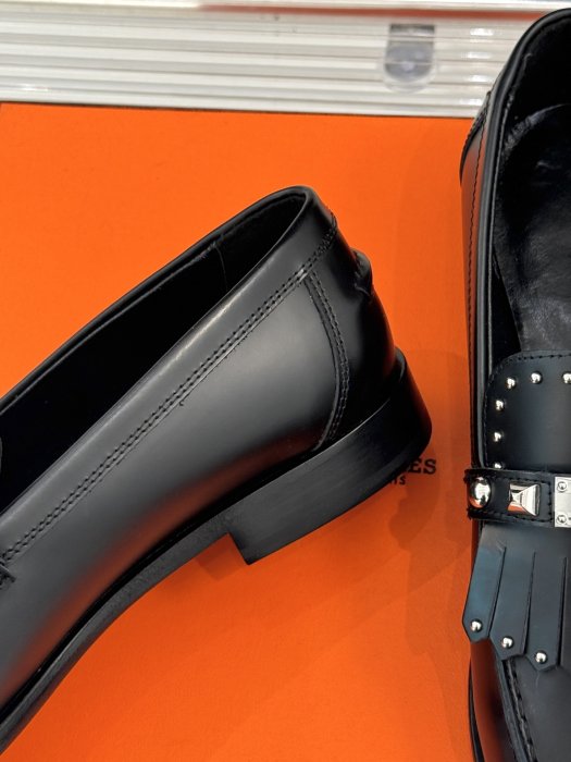 Лоферы женские фото 6