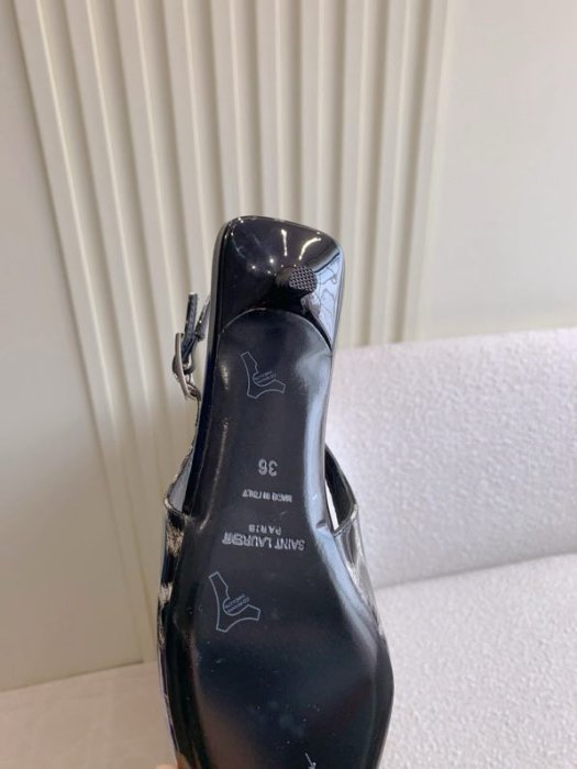 Босоножки фото 9