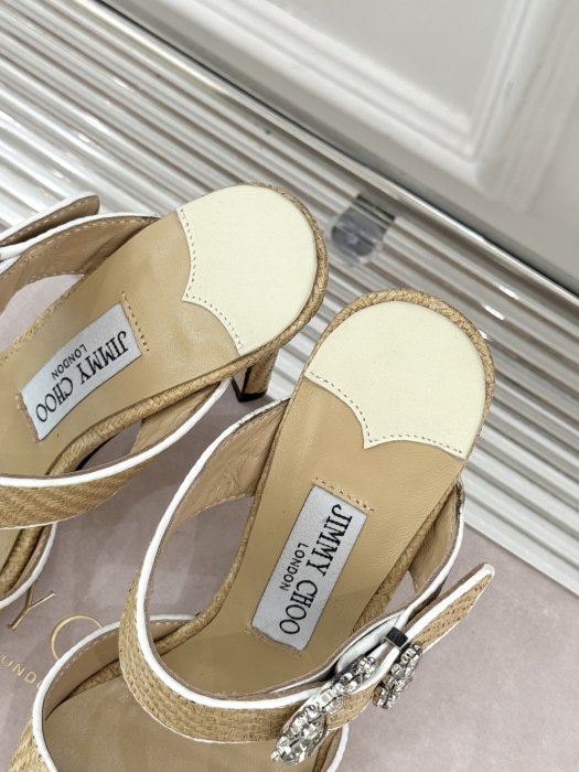 Босоножки фото 8