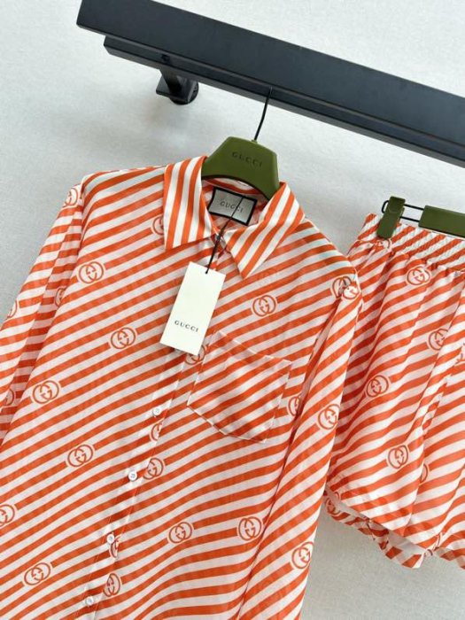 Костюм жіночий фото 4