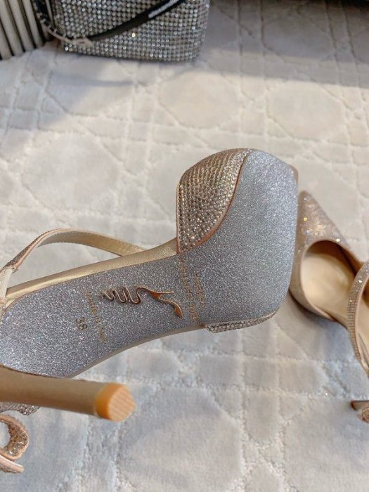 Sandals фото 2