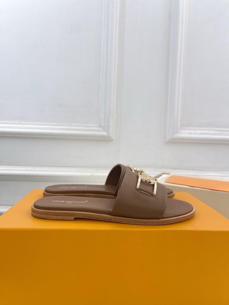 Шлепанцы женские фото 4