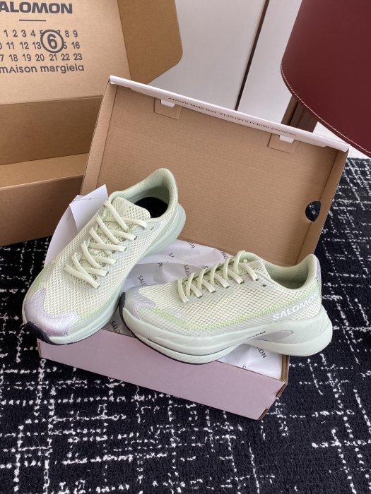 Кросівки фото 3