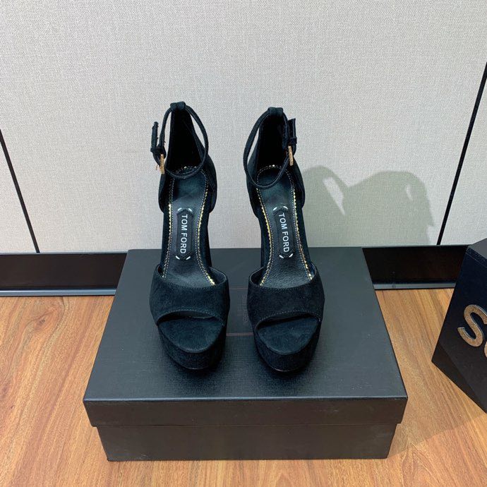 Sandals on high heel 14.5 cm