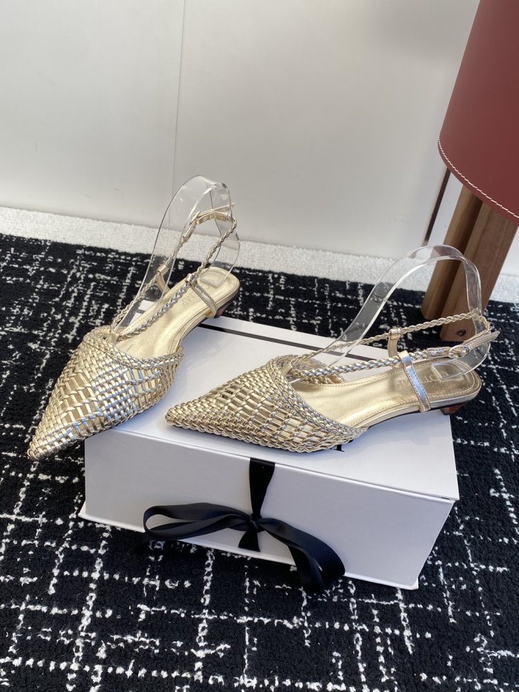 Босоніжки фото 3