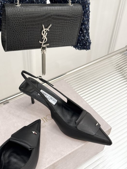 Босоножки фото 5