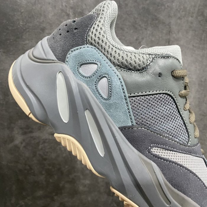 Кросівки Yeezy 700 Teal Blue FW2499 фото 7