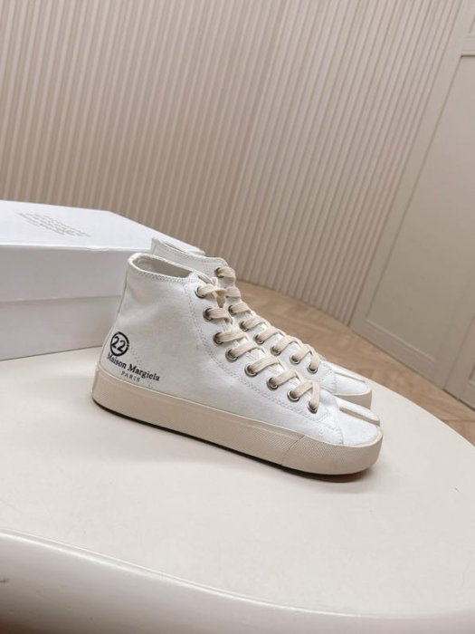 Кеди жіночі з роздвоєним носком фото 2