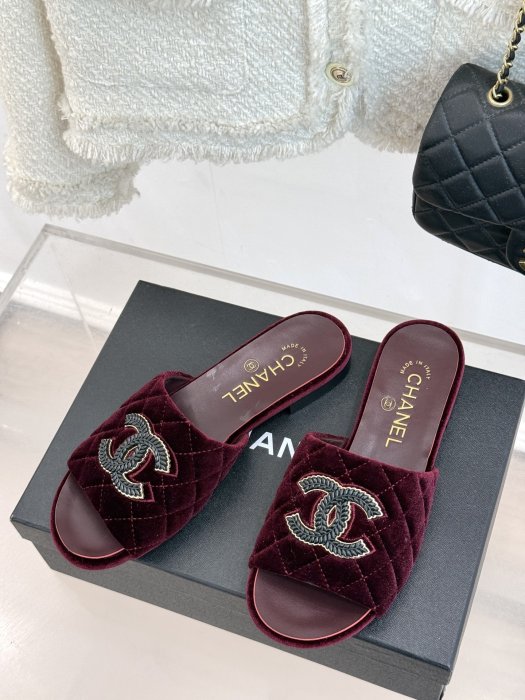 Шлепанцы фото 2