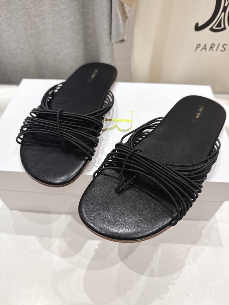 Шлепанцы женские фото 7