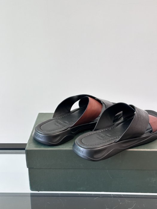 Шлепанцы мужские фото 7