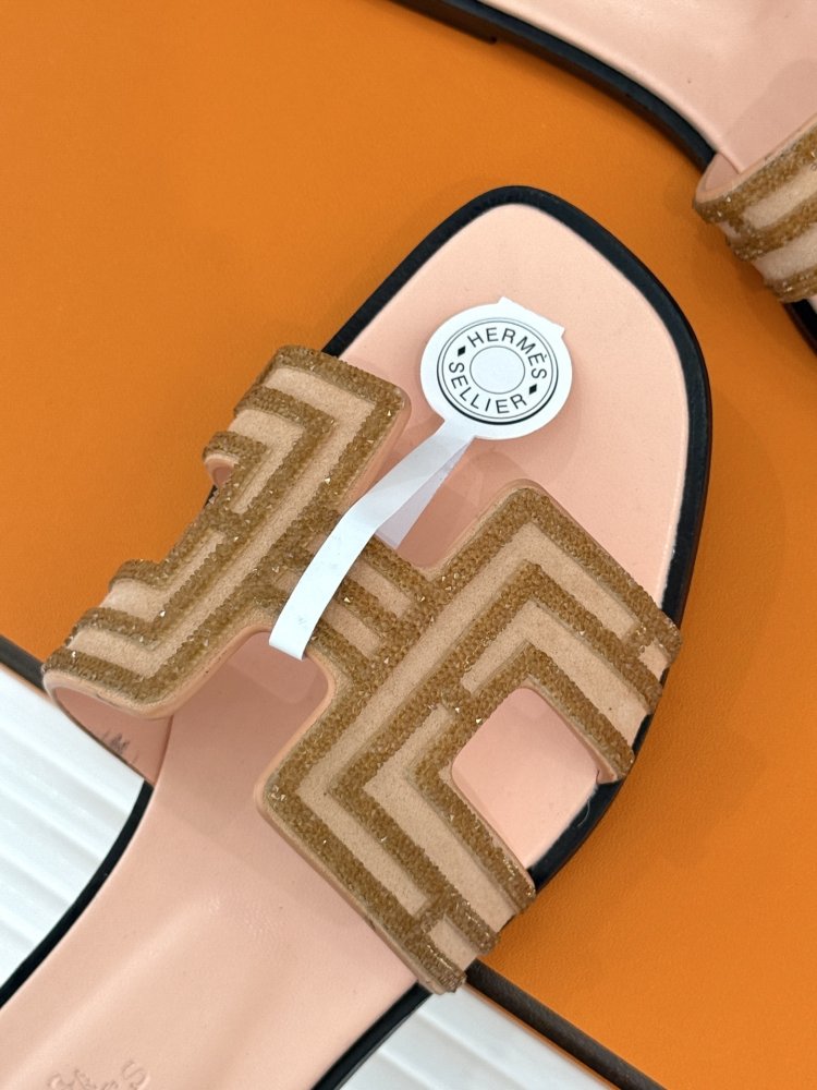 Шлепанцы Oran женские фото 7