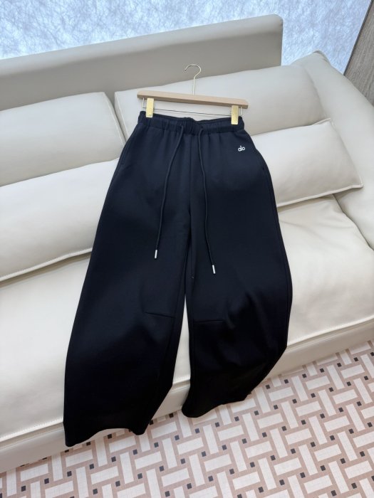 Костюм женский фото 7