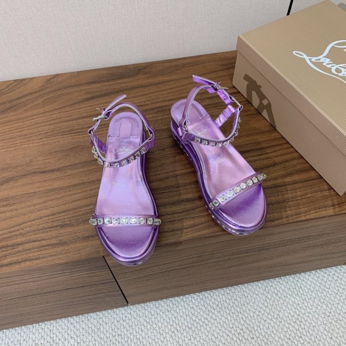 Босоножки фото 3