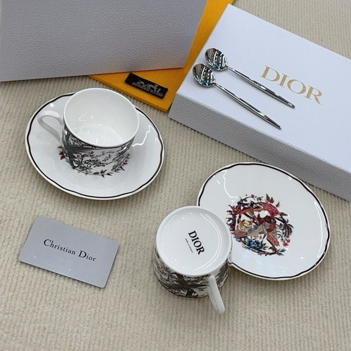 Set crockery of bone porcelain Dior Maison Winter Garden фото 7