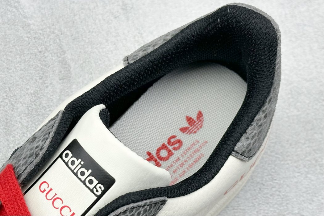 Sneakers  Originals Superstar x GUCCI фото 8