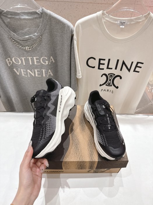 Кросівки фото 3