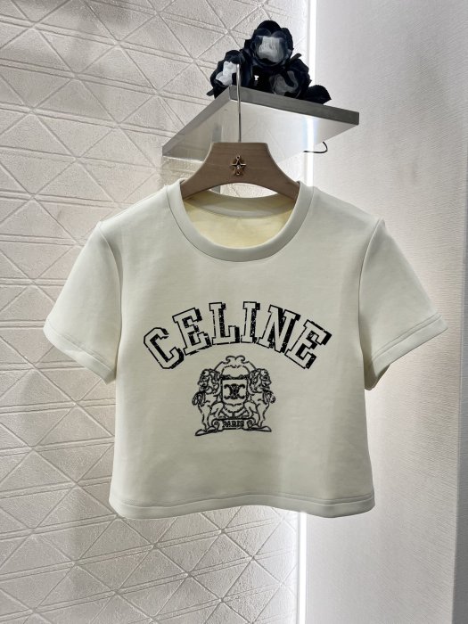 Футболка женская