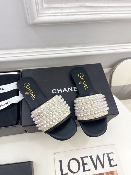 Шлепанцы фото 2