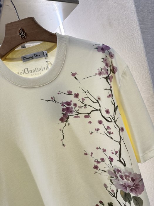 Футболка женская фото 7