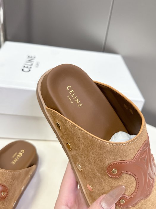 Шлепанцы женские фото 9