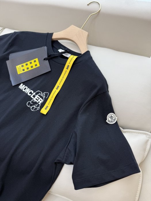 Футболка жіноча фото 7