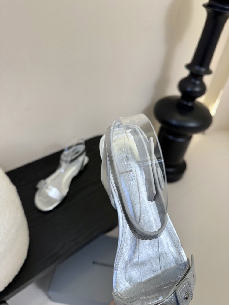 Босоніжки фото 8