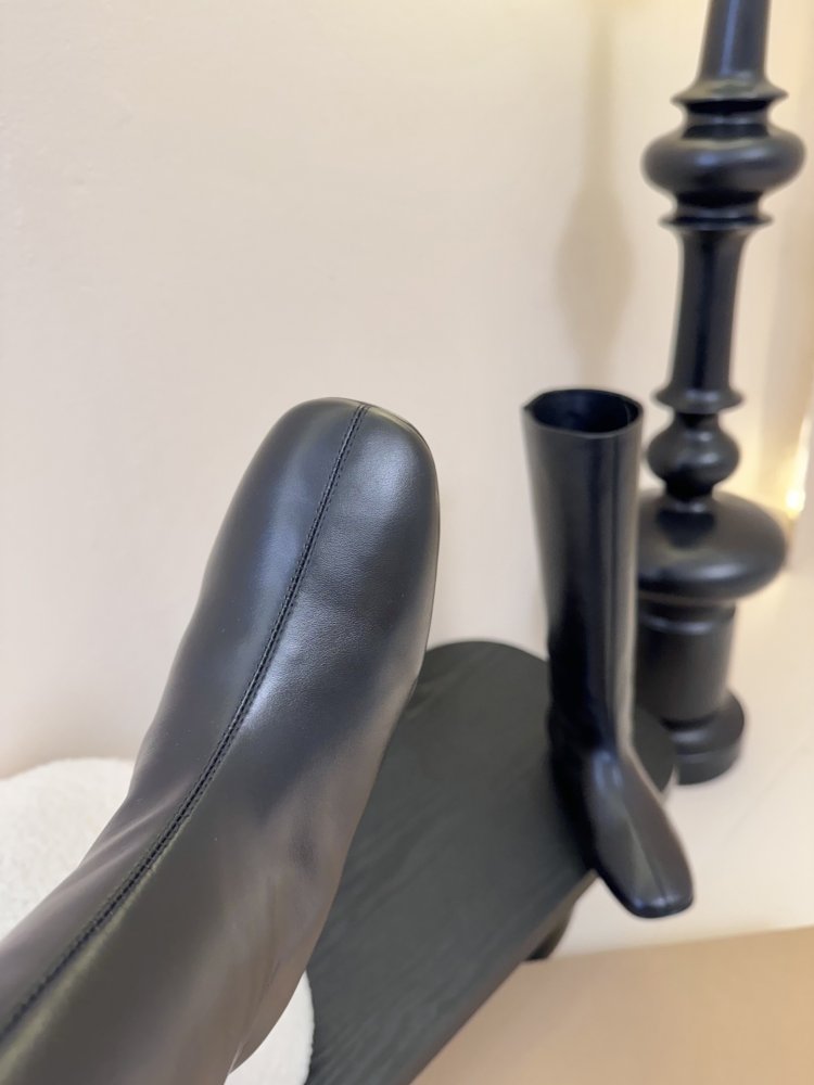 Чоботи жіночі фото 6