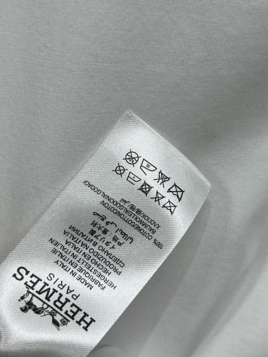 T-shirt women's фото 9