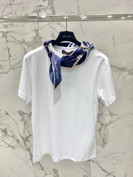 Футболка женская фото 2