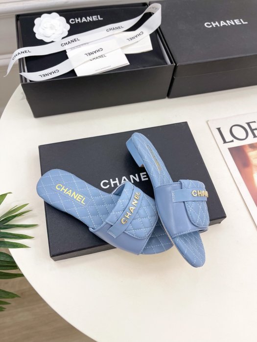 Шлепанцы фото 2