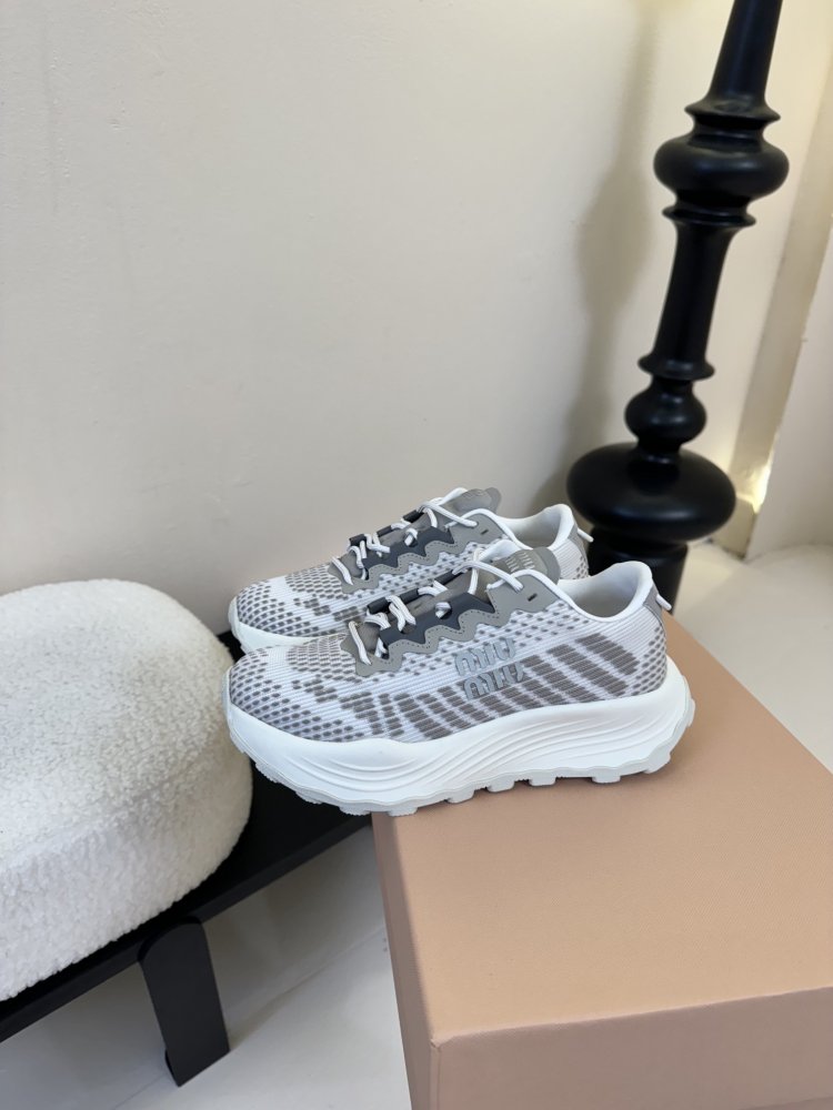 Sneakers women's фото 5