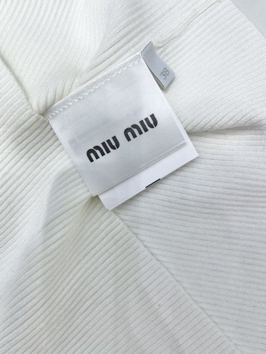 Майка жіноча фото 7