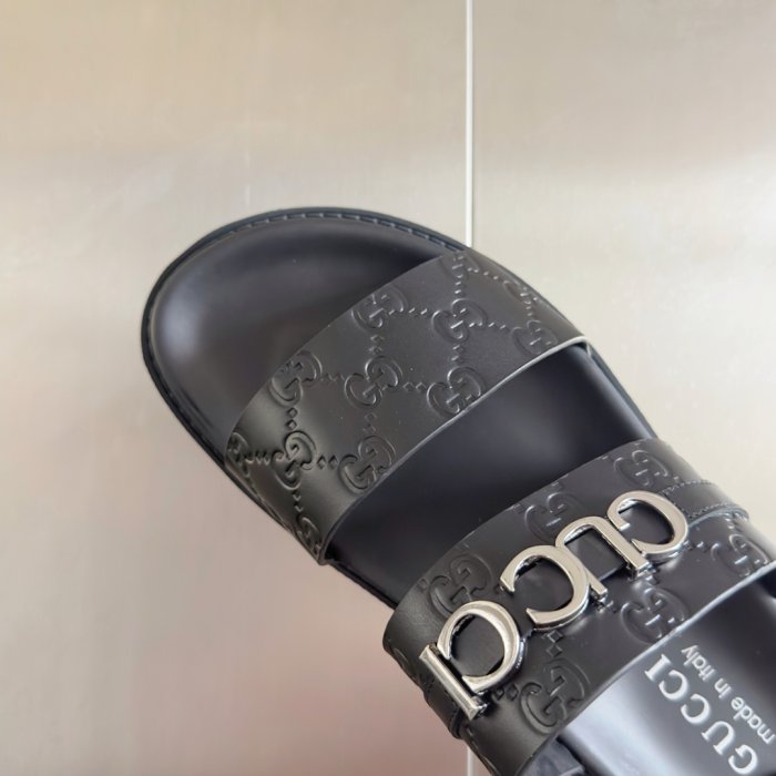 Шльопанці чоловічі фото 8