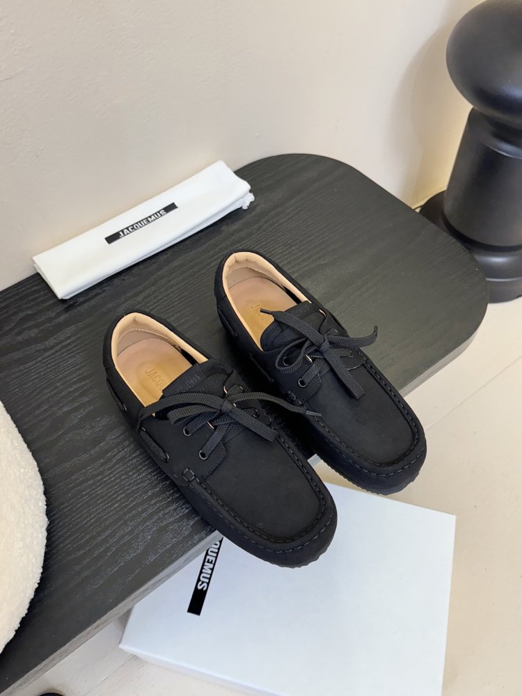 Лоферы жіночі