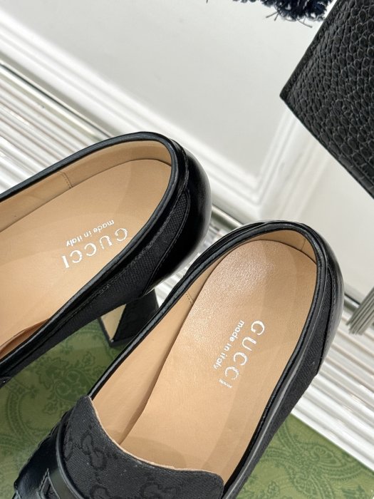 Туфли женские фото 8