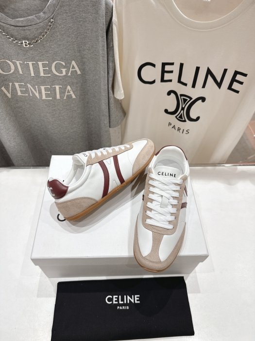 Кроссовки фото 4