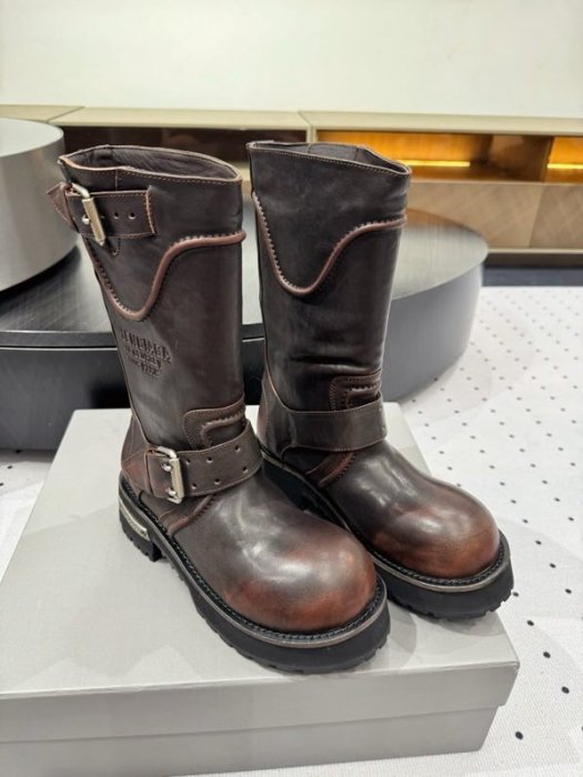 Boots women's leather фото 4