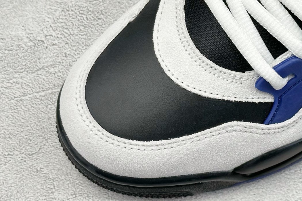 Кроссовки Nike Air Jordan 4 Retro фото 7