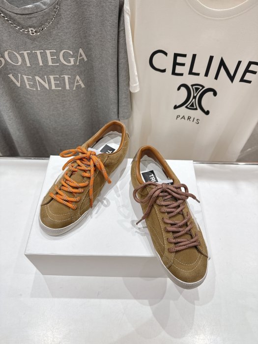 Кроссовки Golden Goose фото 2