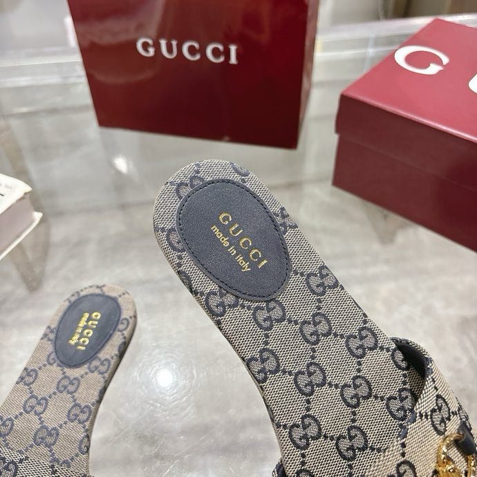 Шльопанці жіночі фото 3